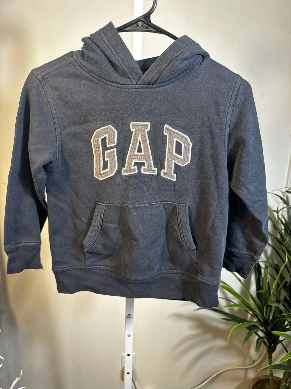 P337. GAP Charcoal Hooded Sweatshirt with Embroidered Logo